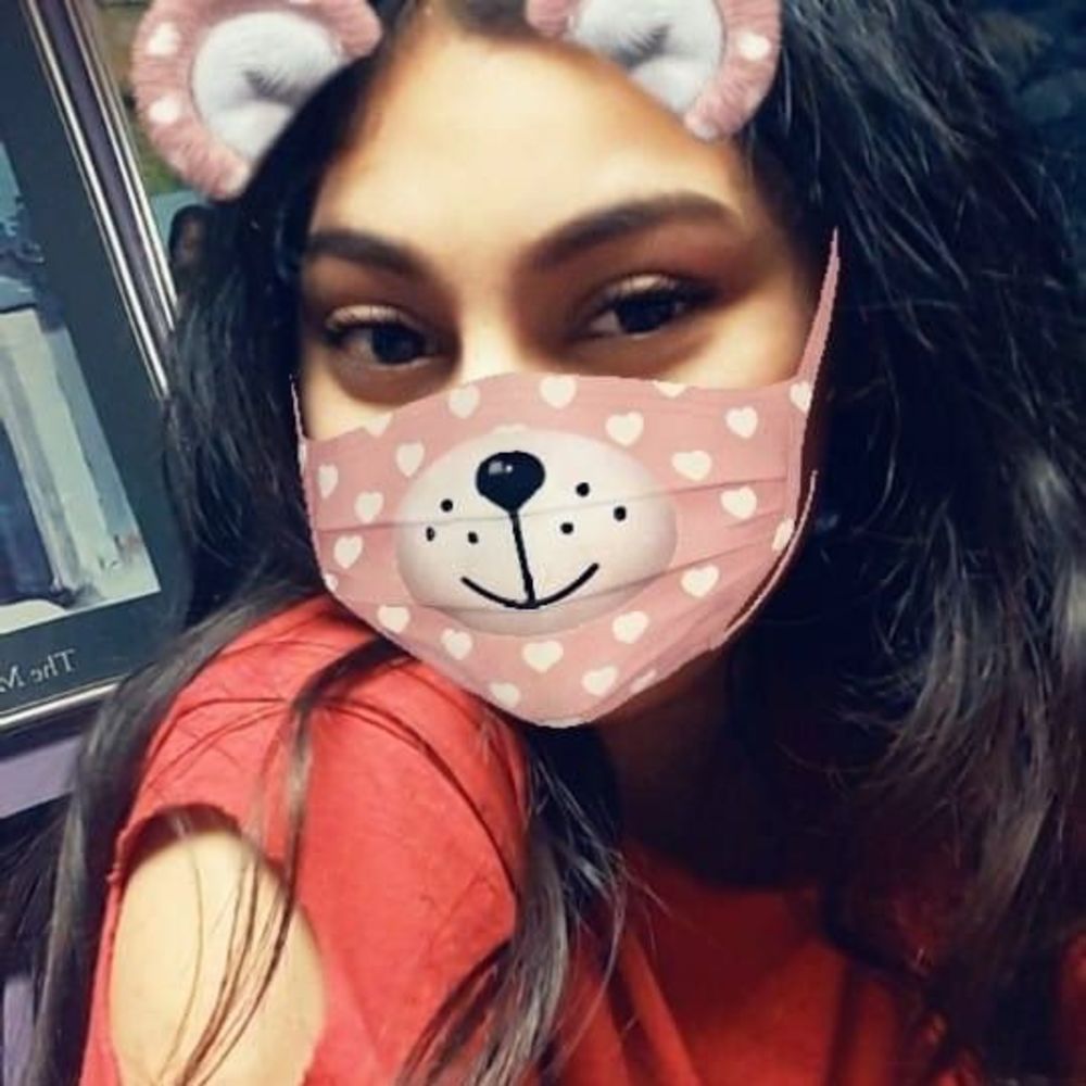 Meet your Posher, Vanessa